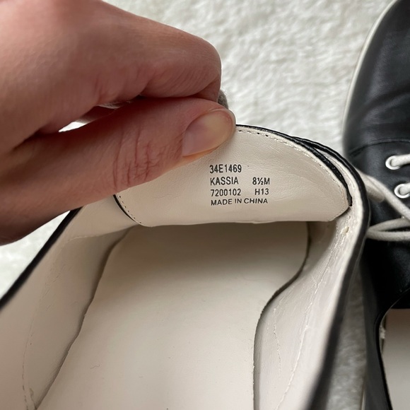 Calvin Klein Black Leather Kassia Oxford Shoes - Picture 7 of 8